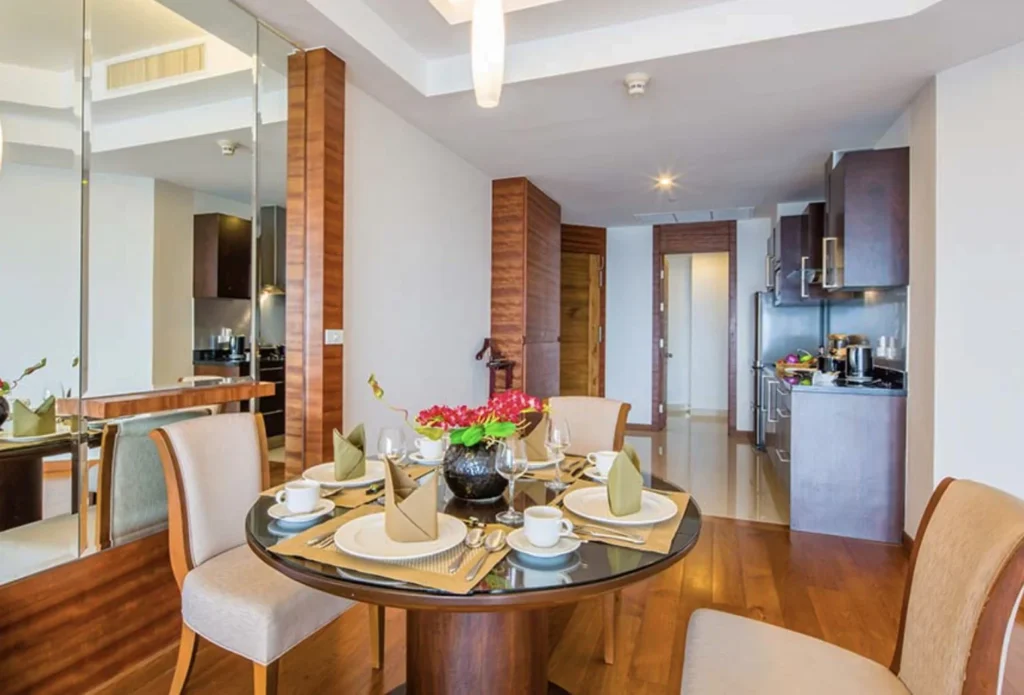 1749462691624 - Column Bangkok Hotel