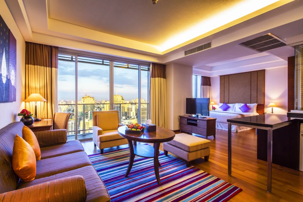 4004 1 e87 - Column Bangkok Hotel